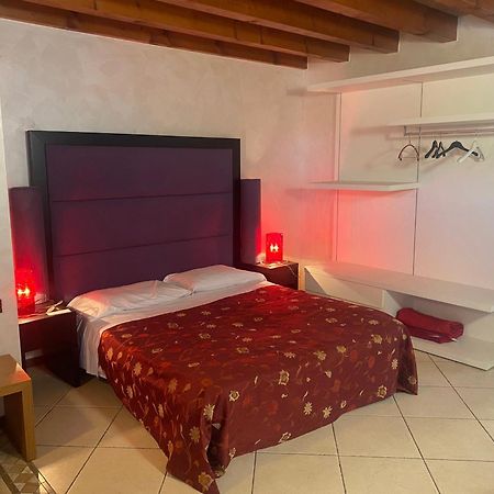 Albergo Le Piante 마네르바 델 가르다 외부 사진