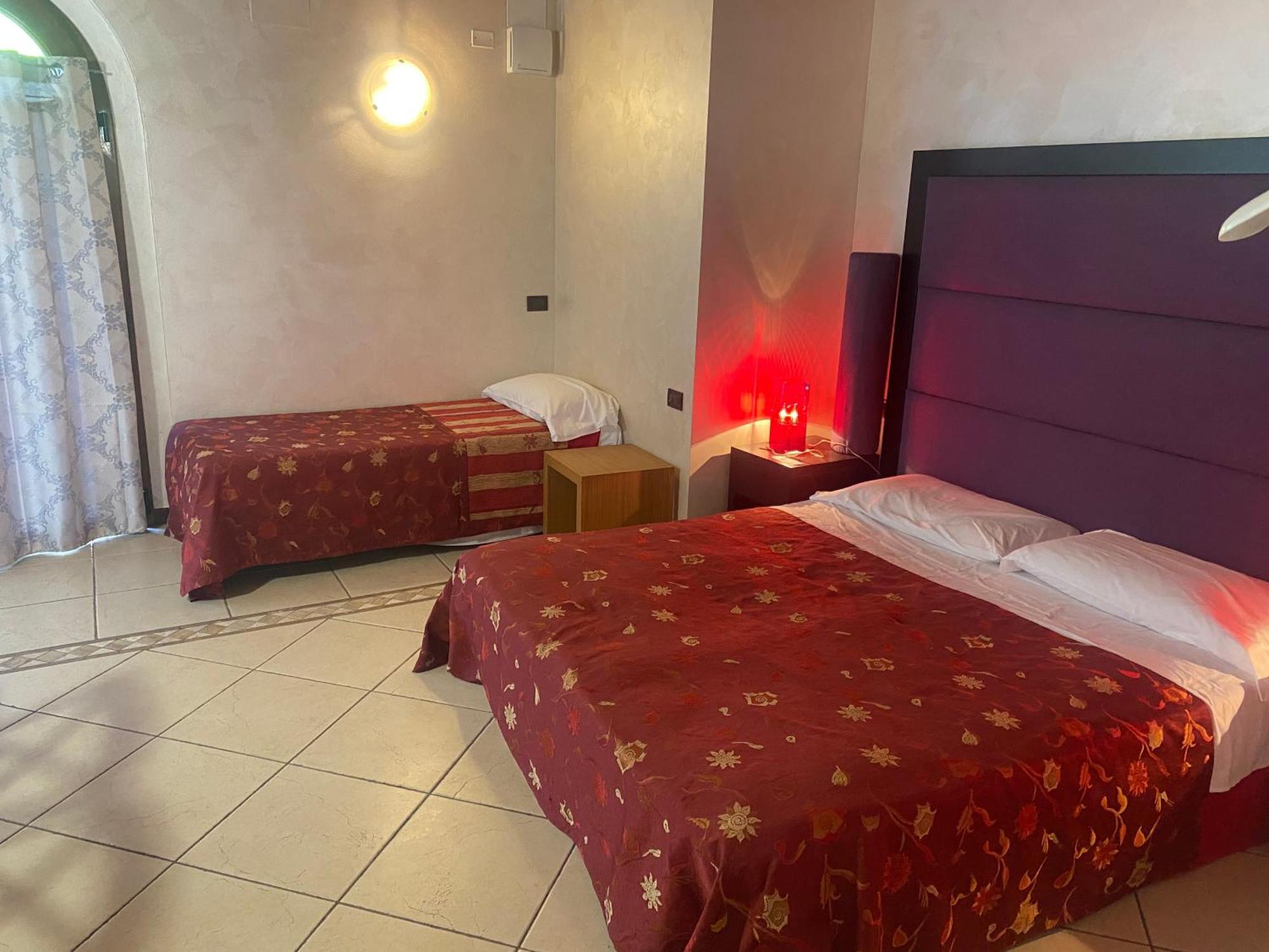 Albergo Le Piante 마네르바 델 가르다 외부 사진