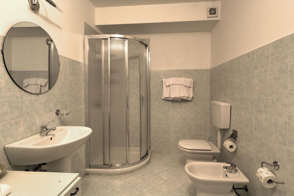 Albergo Le Piante 마네르바 델 가르다 외부 사진