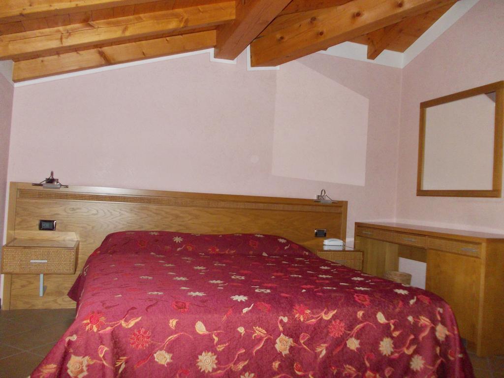 Albergo Le Piante 마네르바 델 가르다 외부 사진